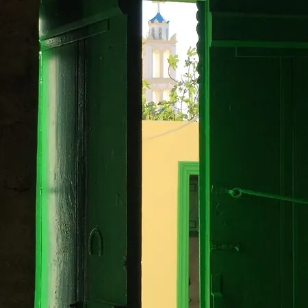 Hypate, Traditional Island *