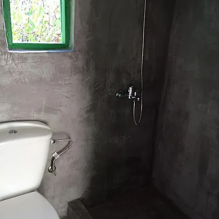 Hypate, Traditional Island