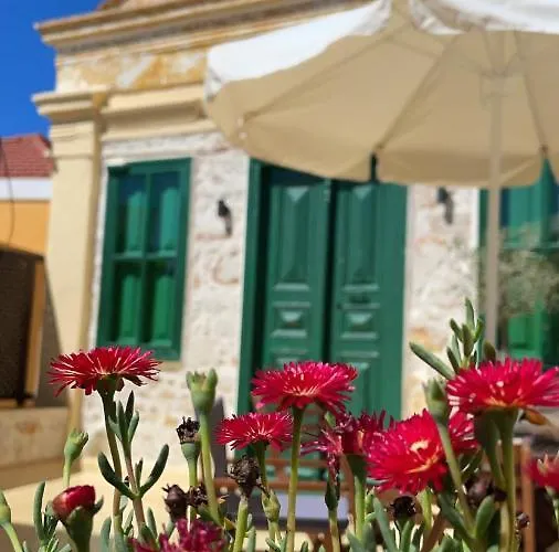 Hypate Holiday home Chalki Town