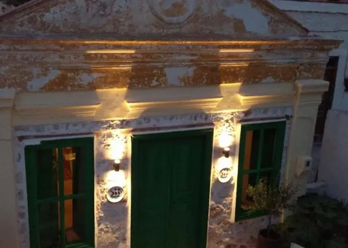 Hypate, Traditional Island Chalki Town